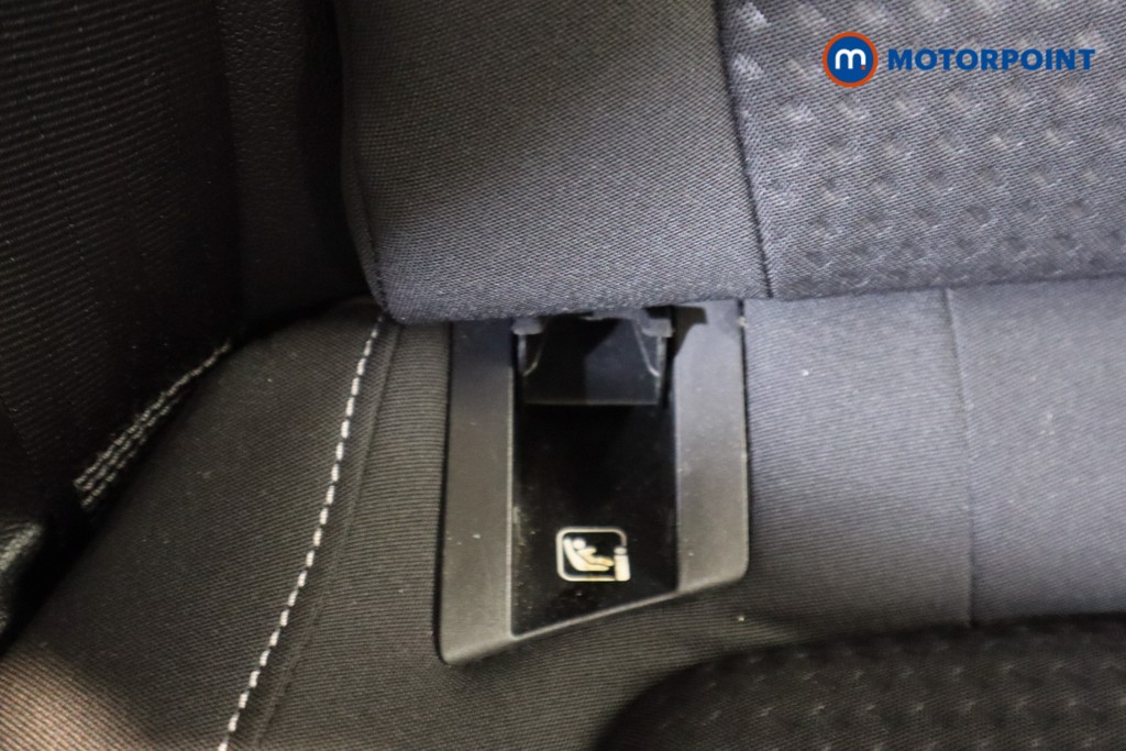 Ford Focus Zetec Automatic Petrol Hatchback - Stock Number (1584077) - 27th supplementary image