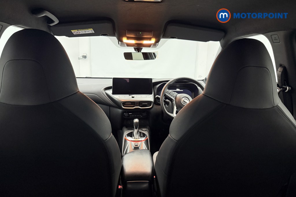 Nissan Juke N-Connecta Automatic Petrol SUV - Stock Number (1585120) - 8th supplementary image