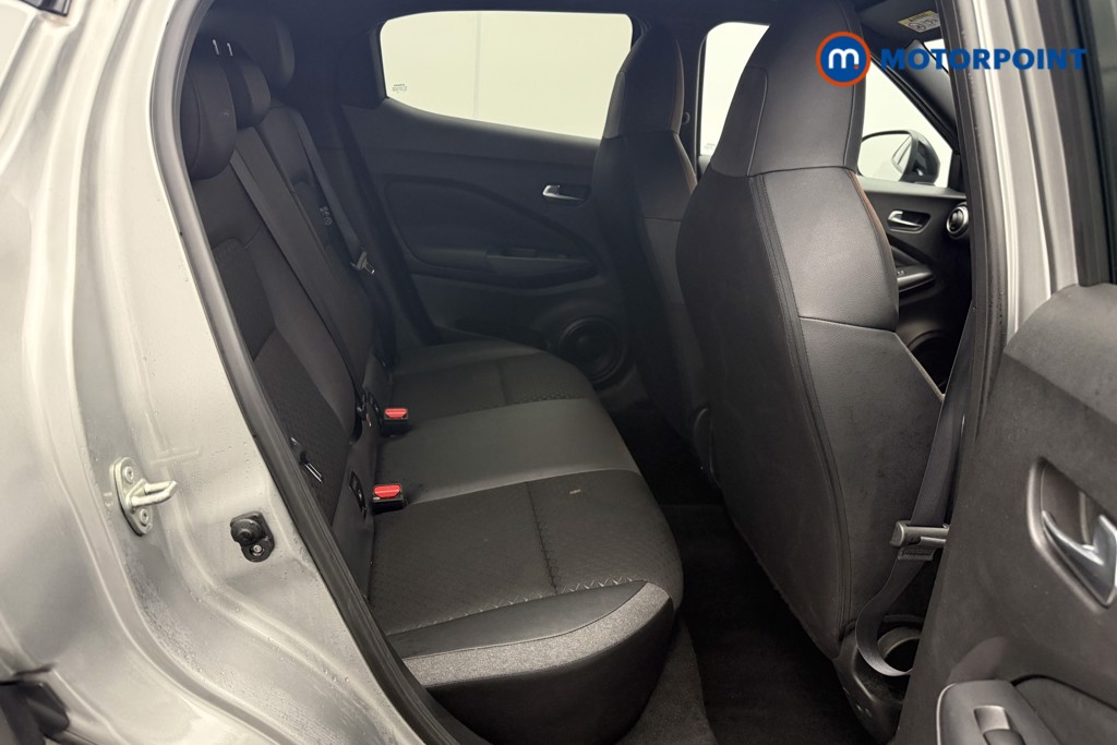 Nissan Juke N-Connecta Automatic Petrol SUV - Stock Number (1585120) - 10th supplementary image