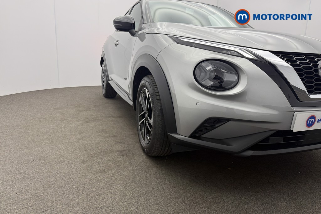 Nissan Juke N-Connecta Automatic Petrol SUV - Stock Number (1585120) - 22nd supplementary image
