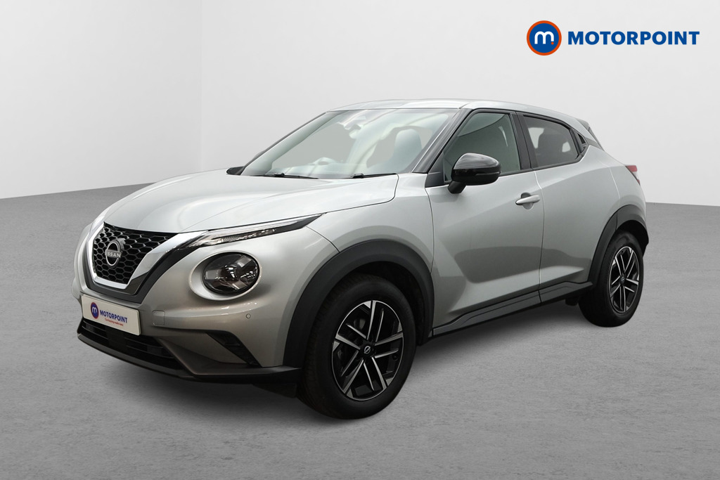 Nissan Juke N-Connecta Automatic Petrol SUV - Stock Number (1585120) - Passenger side front corner