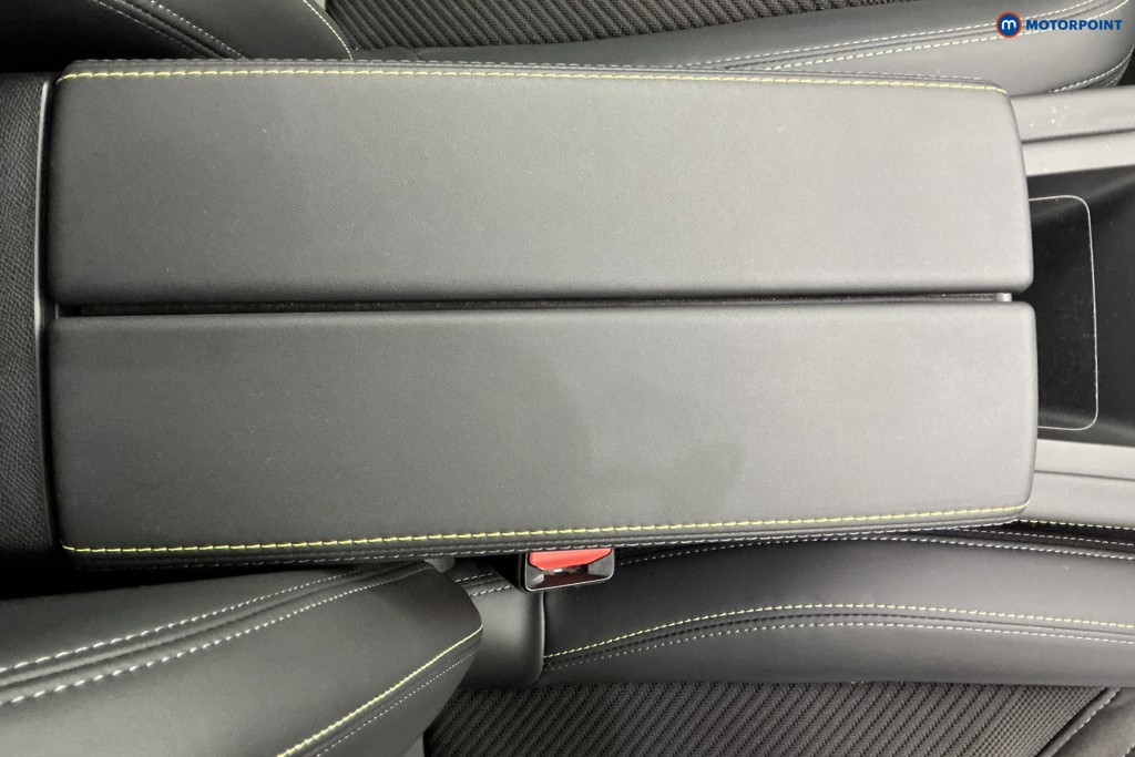 Peugeot 308 GT Automatic Petrol Plug-In Hybrid Estate - Stock Number (1585323) - 12th supplementary image