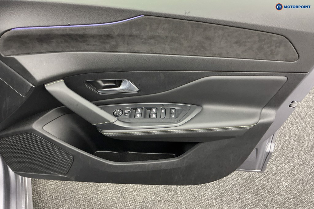 Peugeot 308 GT Automatic Petrol Plug-In Hybrid Estate - Stock Number (1585323) - 18th supplementary image