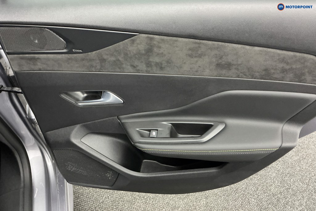 Peugeot 308 GT Automatic Petrol Plug-In Hybrid Estate - Stock Number (1585323) - 20th supplementary image