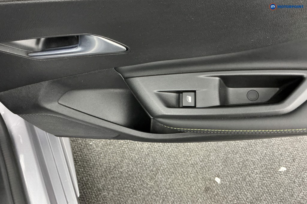 Peugeot 308 GT Automatic Petrol Plug-In Hybrid Estate - Stock Number (1585323) - 21st supplementary image