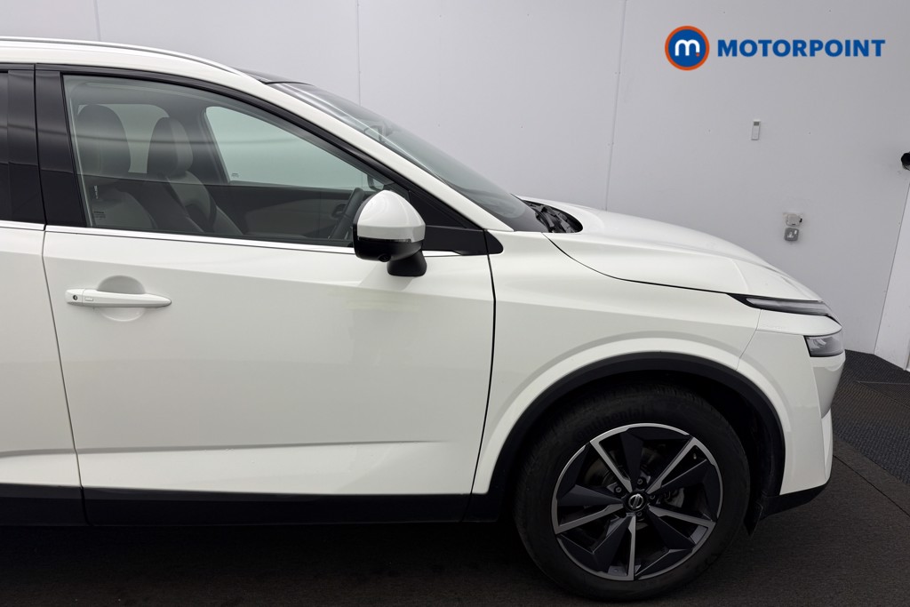 Nissan Qashqai Tekna Automatic Petrol SUV - Stock Number (1585478) - 9th supplementary image