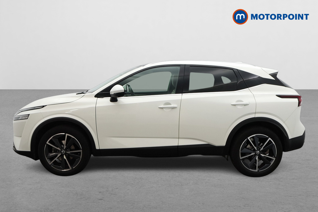 Nissan Qashqai Tekna Automatic Petrol SUV - Stock Number (1585478) - Passenger side