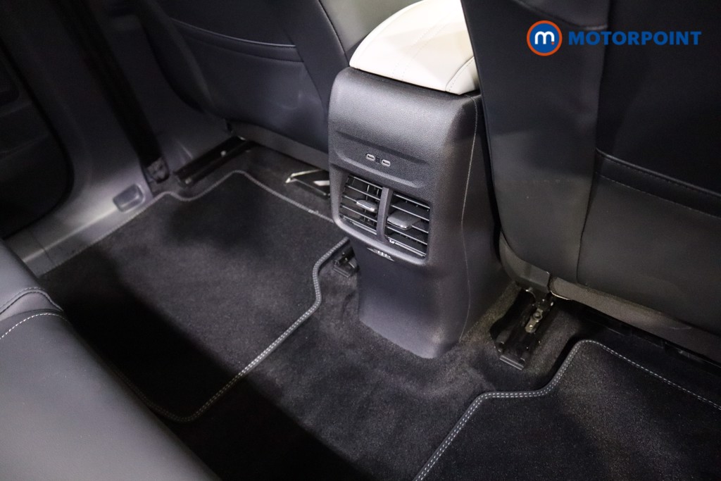 Ford Explorer Premium Automatic Electric SUV - Stock Number (1586065) - 19th supplementary image