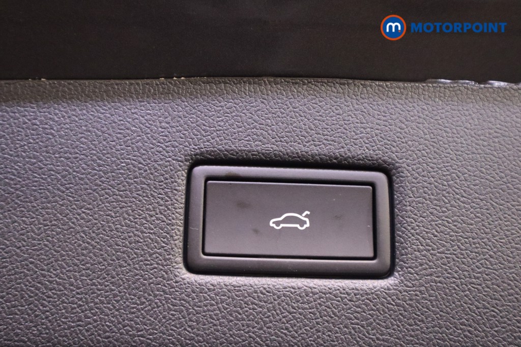 Ford Explorer Premium Automatic Electric SUV - Stock Number (1586065) - 21st supplementary image
