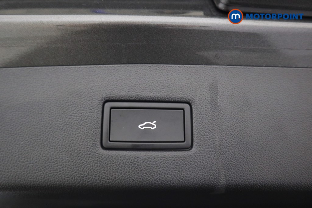 Ford Explorer Premium Automatic Electric SUV - Stock Number (1586078) - 21st supplementary image