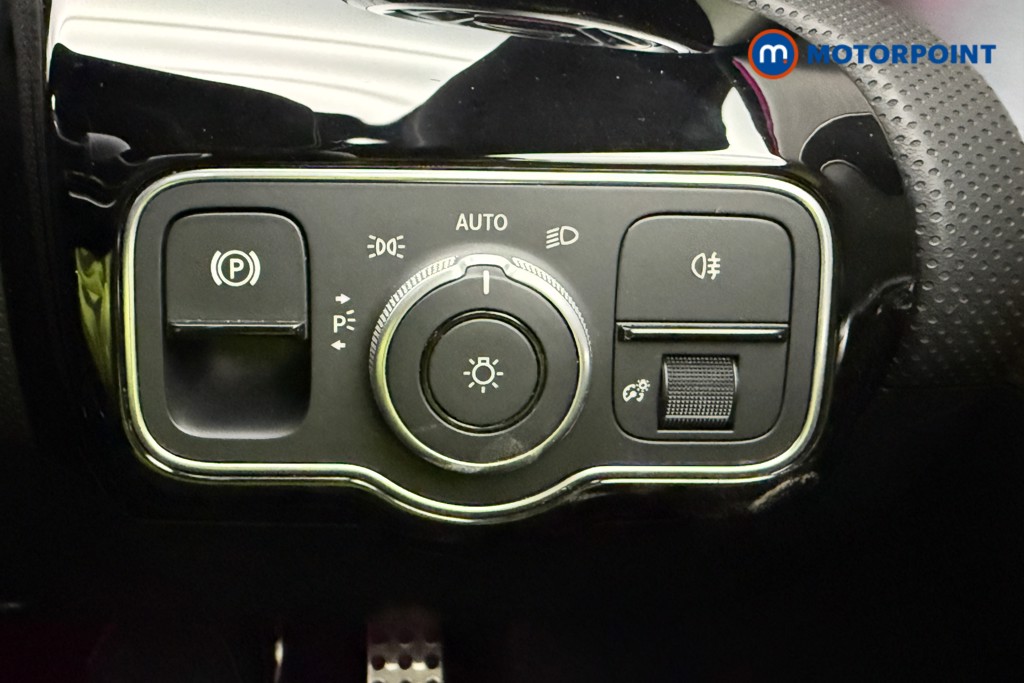 Mercedes-Benz CLA Amg Line Automatic Petrol Coupe - Stock Number (1586940) - 32nd supplementary image