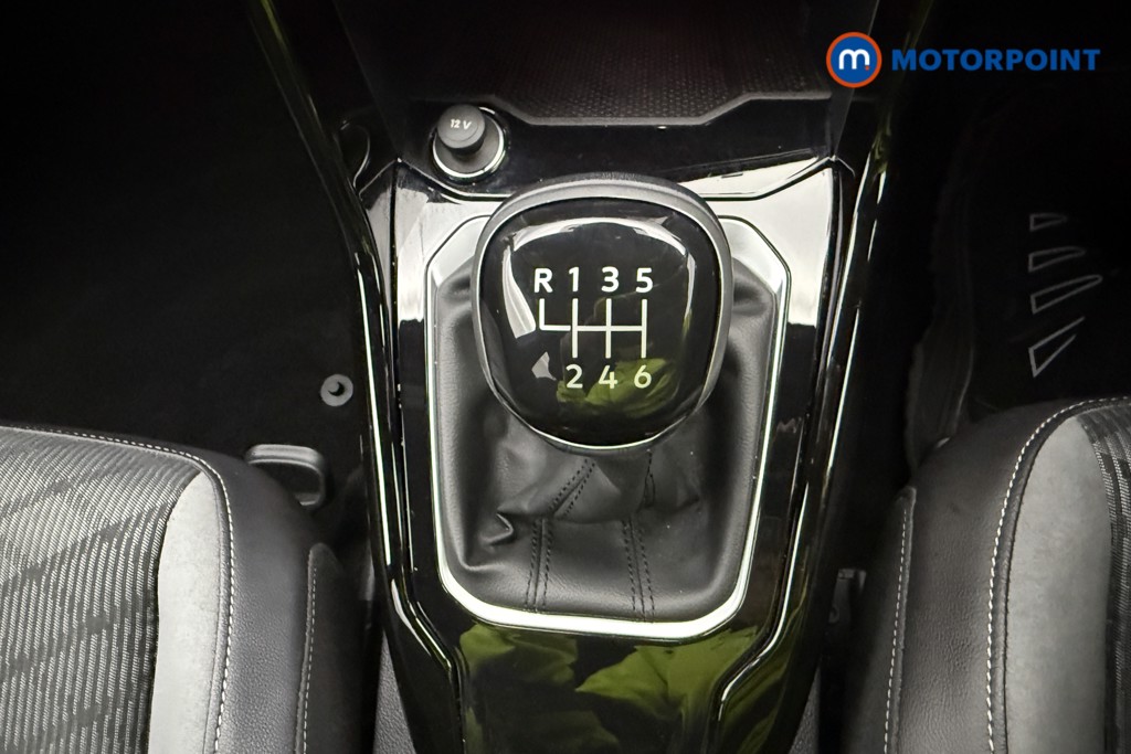 Volkswagen T-Roc R-Line Manual Petrol SUV - Stock Number (1587780) - 29th supplementary image