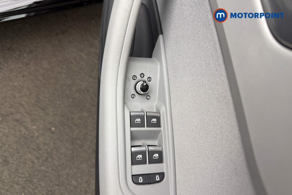 Audi A4 Technik Automatic Petrol Saloon - Stock Number (1587787) - 11th supplementary image