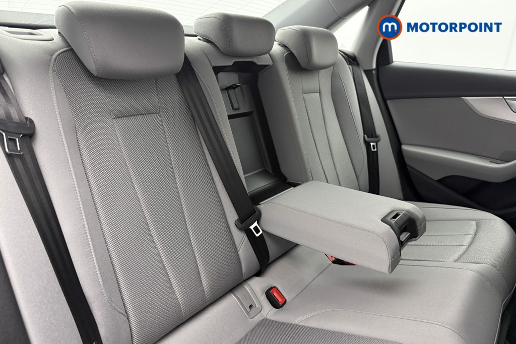 Audi A4 Technik Automatic Petrol Saloon - Stock Number (1587787) - 22nd supplementary image