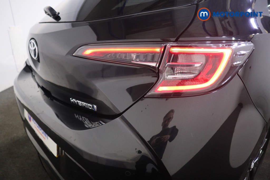 Toyota Corolla Design Automatic Petrol-Electric Hybrid Hatchback - Stock Number (1588019) - 26th supplementary image