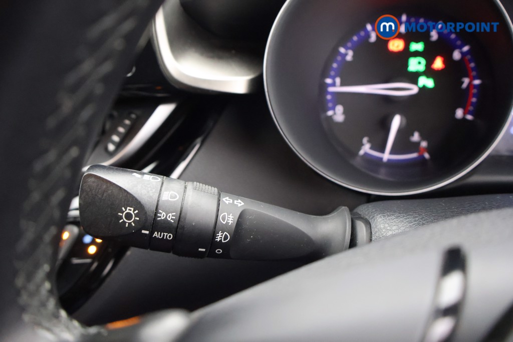 Toyota C-Hr Design Manual Petrol SUV - Stock Number (1588026) - 5th supplementary image