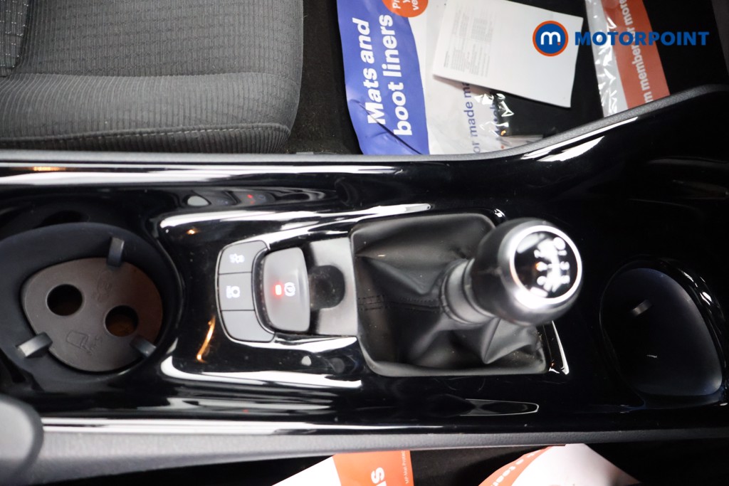 Toyota C-Hr Design Manual Petrol SUV - Stock Number (1588026) - 10th supplementary image