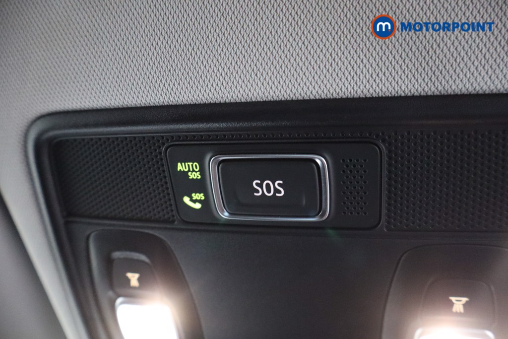 Renault Captur S Edition Automatic Petrol SUV - Stock Number (1588383) - 25th supplementary image