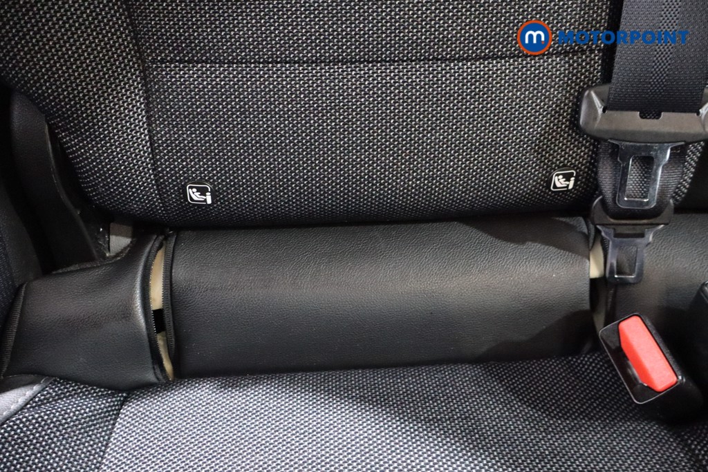 Renault Captur S Edition Automatic Petrol SUV - Stock Number (1588383) - 26th supplementary image