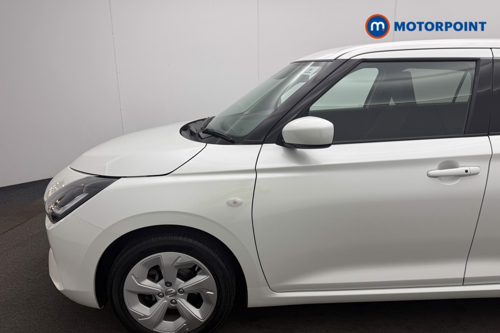 Suzuki Swift Motion Automatic Petrol Hatchback - Stock Number (1588611) - 3rd supplementary image