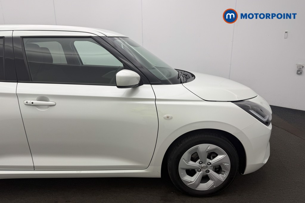 Suzuki Swift Motion Automatic Petrol Hatchback - Stock Number (1588611) - 9th supplementary image