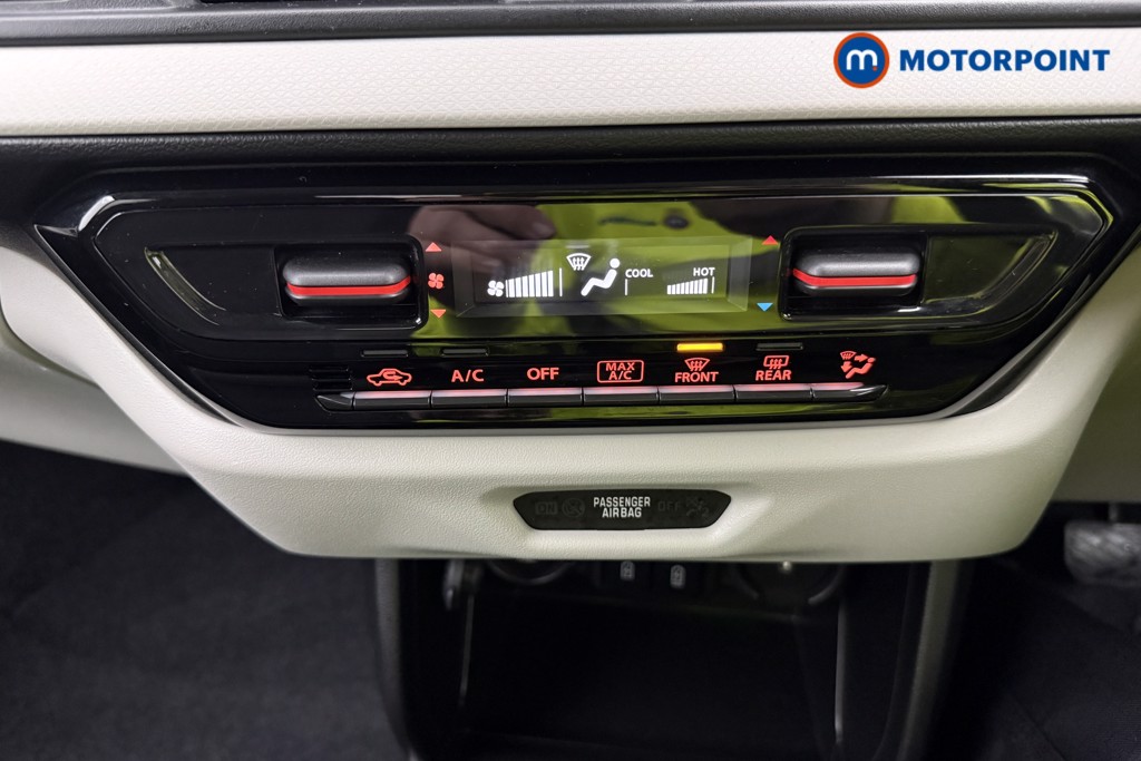 Suzuki Swift Motion Automatic Petrol Hatchback - Stock Number (1588611) - 27th supplementary image