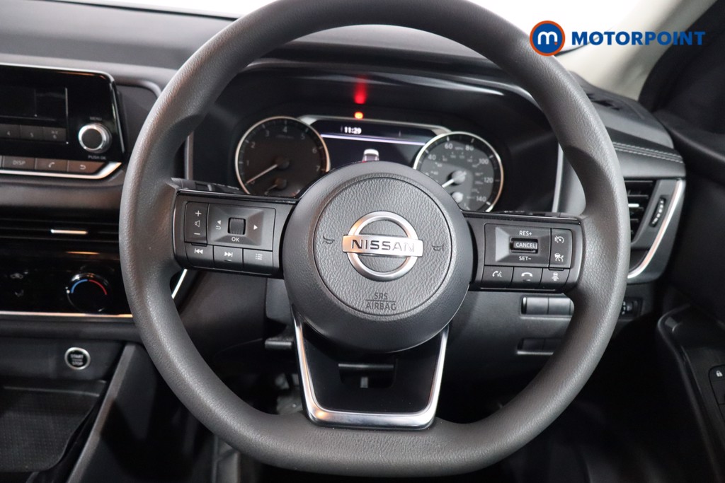 Nissan Qashqai Visia Manual Petrol SUV - Stock Number (1588780) - 6th supplementary image
