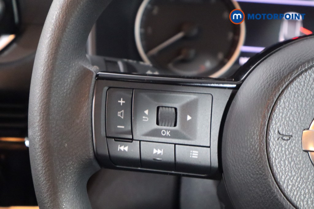 Nissan Qashqai Visia Manual Petrol SUV - Stock Number (1588780) - 7th supplementary image