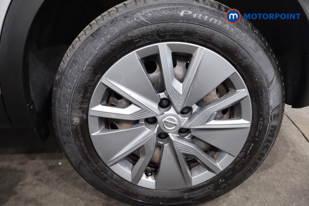 Nissan Qashqai Visia Manual Petrol SUV - Stock Number (1588780) - 12th supplementary image