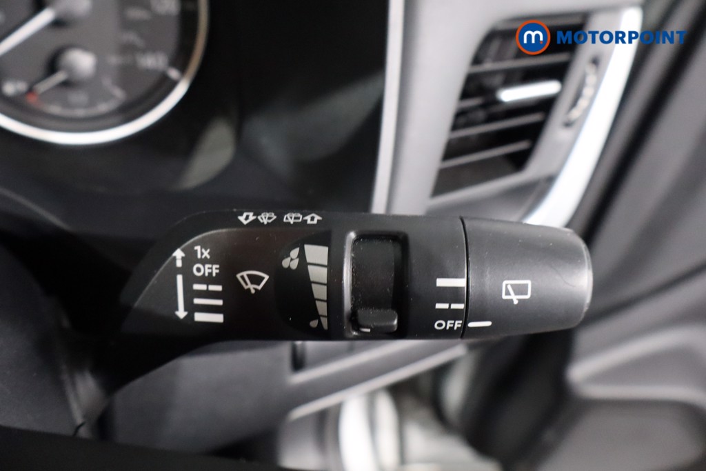 Nissan Qashqai Visia Manual Petrol SUV - Stock Number (1588780) - 18th supplementary image