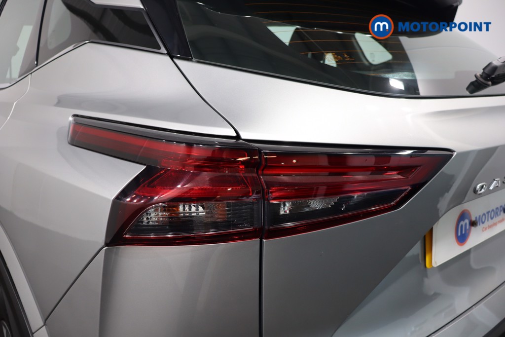 Nissan Qashqai Visia Manual Petrol SUV - Stock Number (1588780) - 33rd supplementary image