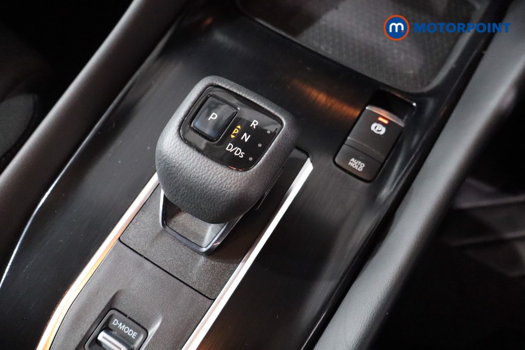 Nissan Qashqai N-Connecta Automatic Petrol SUV - Stock Number (1588781) - 14th supplementary image