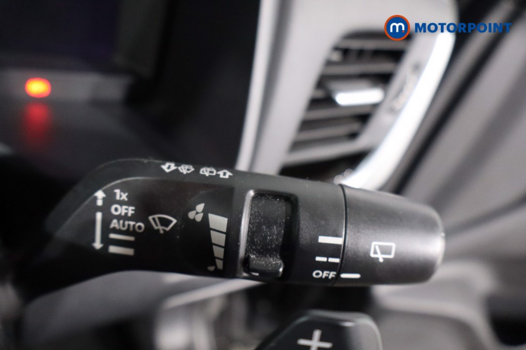 Nissan Qashqai N-Connecta Automatic Petrol SUV - Stock Number (1588781) - 17th supplementary image