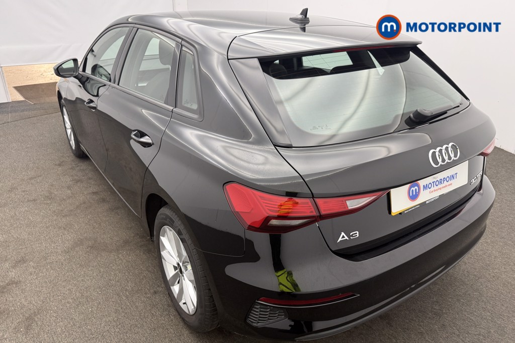 Audi A3 Technik Manual Petrol Hatchback - Stock Number (1588795) - 5th supplementary image