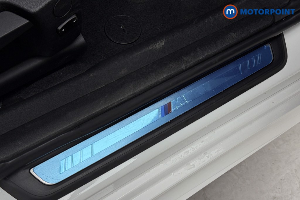 BMW 3 Series M Sport Automatic Petrol Plug-In Hybrid Saloon - Stock Number (1588863) - 22nd supplementary image