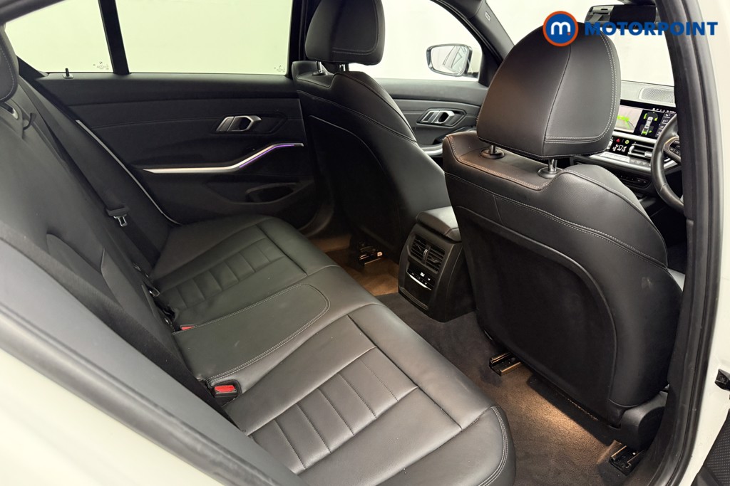 BMW 3 Series M Sport Automatic Petrol Plug-In Hybrid Saloon - Stock Number (1588863) - 25th supplementary image