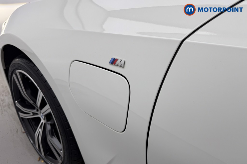 BMW 3 Series M Sport Automatic Petrol Plug-In Hybrid Saloon - Stock Number (1588863) - 33rd supplementary image