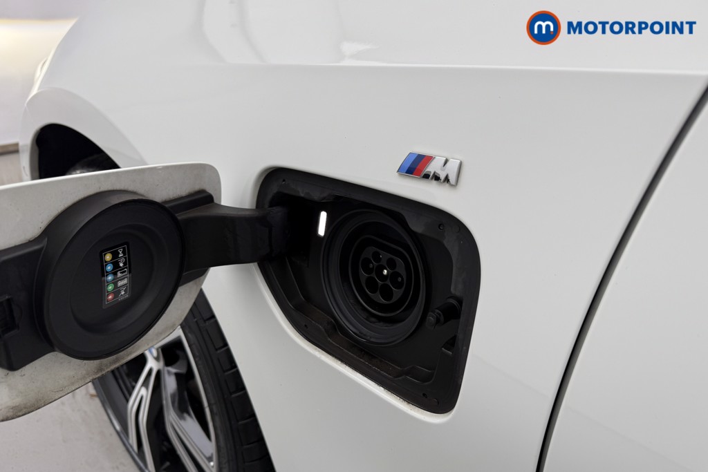 BMW 3 Series M Sport Automatic Petrol Plug-In Hybrid Saloon - Stock Number (1588863) - 34th supplementary image
