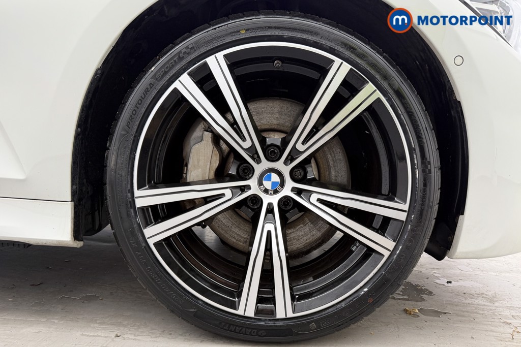 BMW 3 Series M Sport Automatic Petrol Plug-In Hybrid Saloon - Stock Number (1588863) - 37th supplementary image