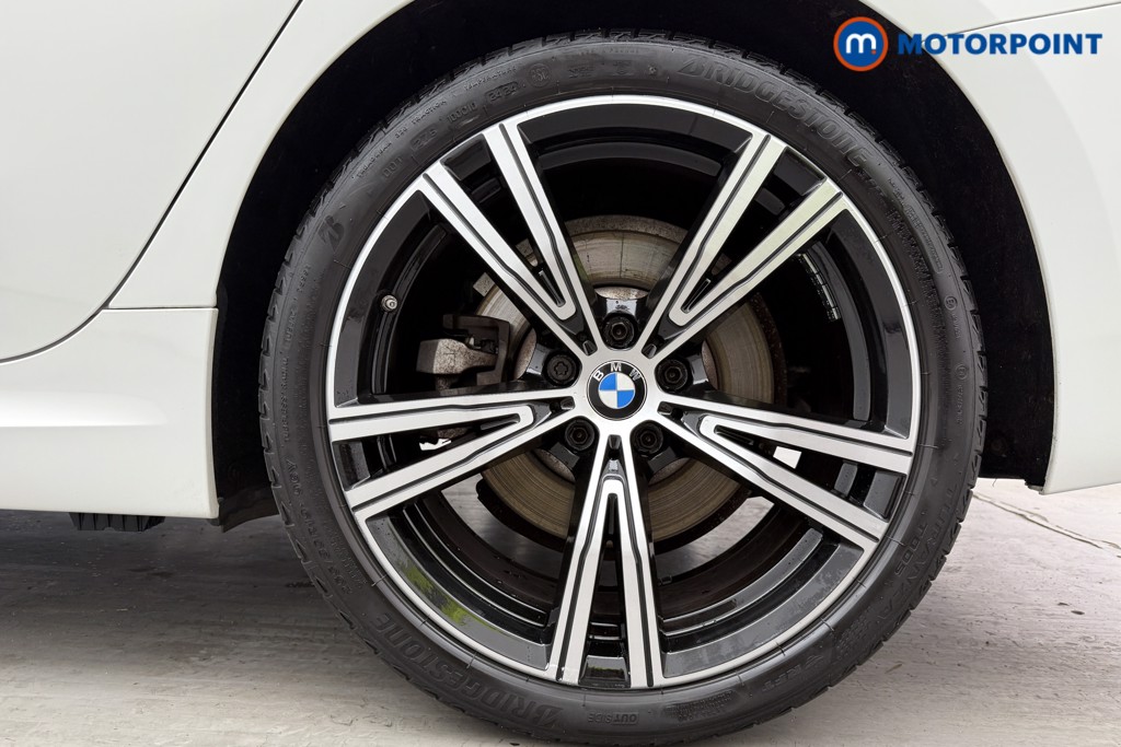 BMW 3 Series M Sport Automatic Petrol Plug-In Hybrid Saloon - Stock Number (1588863) - 39th supplementary image