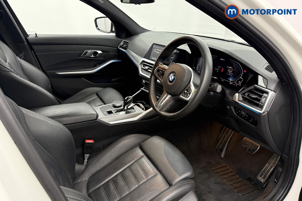 BMW 3 Series M Sport Automatic Petrol Plug-In Hybrid Saloon - Stock Number (1588863) - 1st supplementary image
