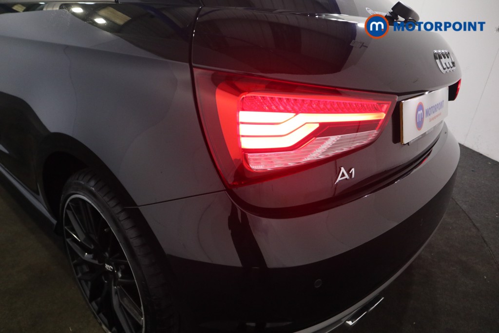Audi A1 S Line Nav Manual Petrol Hatchback - Stock Number (1589046) - 5th supplementary image