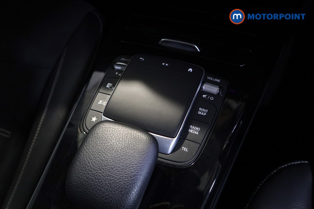 Mercedes-Benz A Class Amg Line Executive Edition Automatic Petrol Hatchback - Stock Number (1589096) - 9th supplementary image