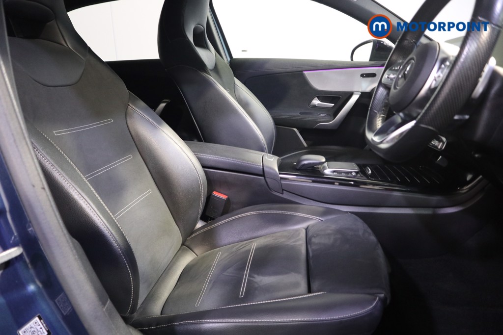 Mercedes-Benz A Class Amg Line Executive Edition Automatic Petrol Hatchback - Stock Number (1589096) - 15th supplementary image