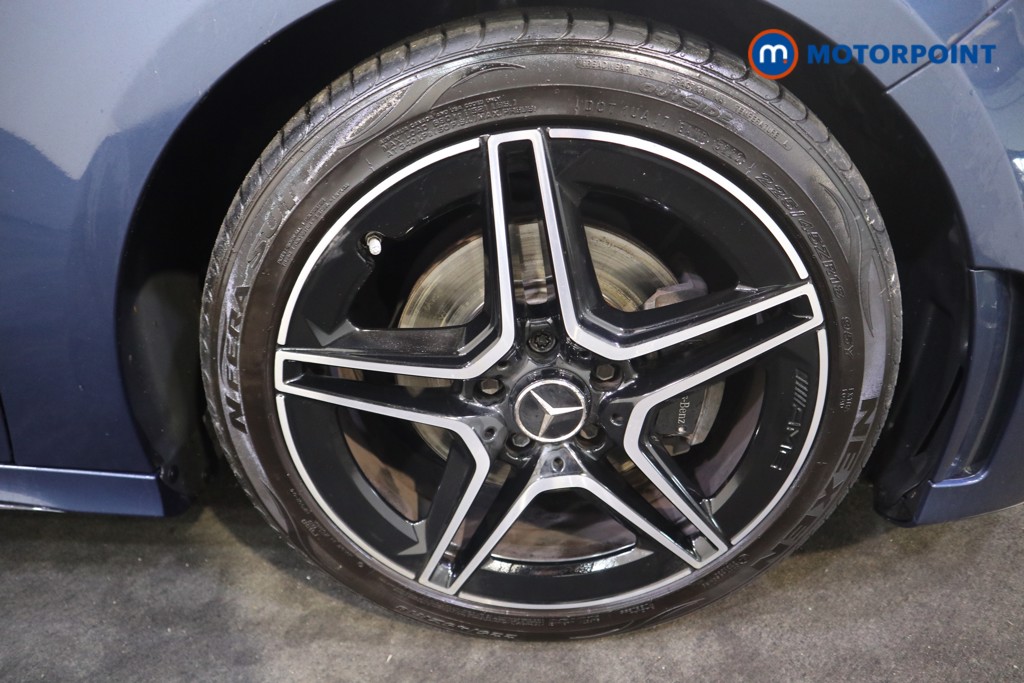 Mercedes-Benz A Class Amg Line Executive Edition Automatic Petrol Hatchback - Stock Number (1589096) - 21st supplementary image