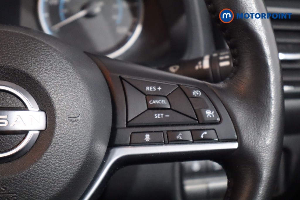 Nissan Leaf N-Connecta Automatic Electric Hatchback - Stock Number (1589316) - 8th supplementary image