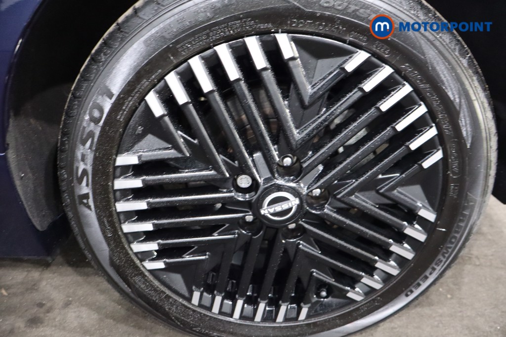 Nissan Leaf N-Connecta Automatic Electric Hatchback - Stock Number (1589316) - 12th supplementary image