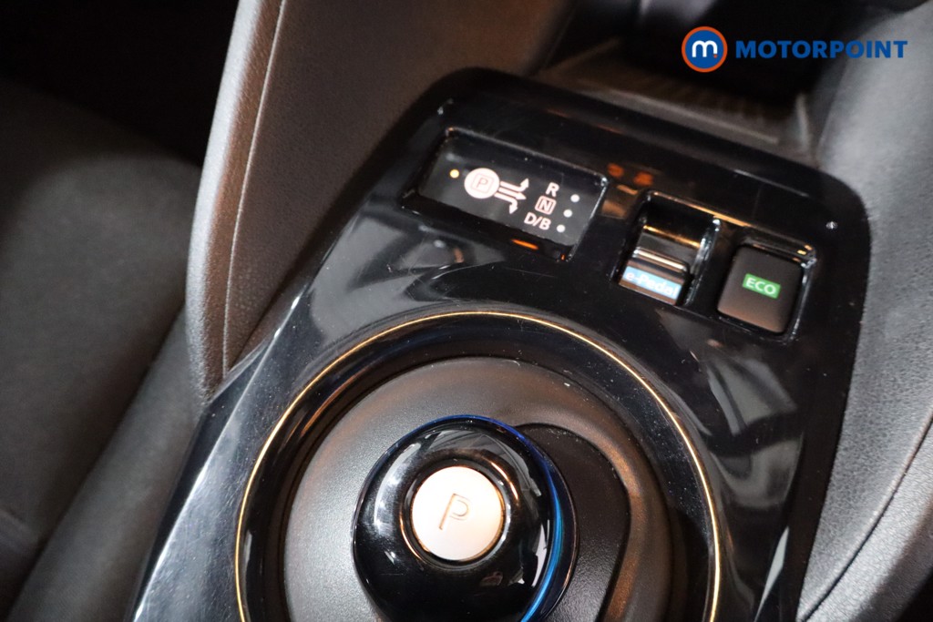 Nissan Leaf N-Connecta Automatic Electric Hatchback - Stock Number (1589316) - 14th supplementary image