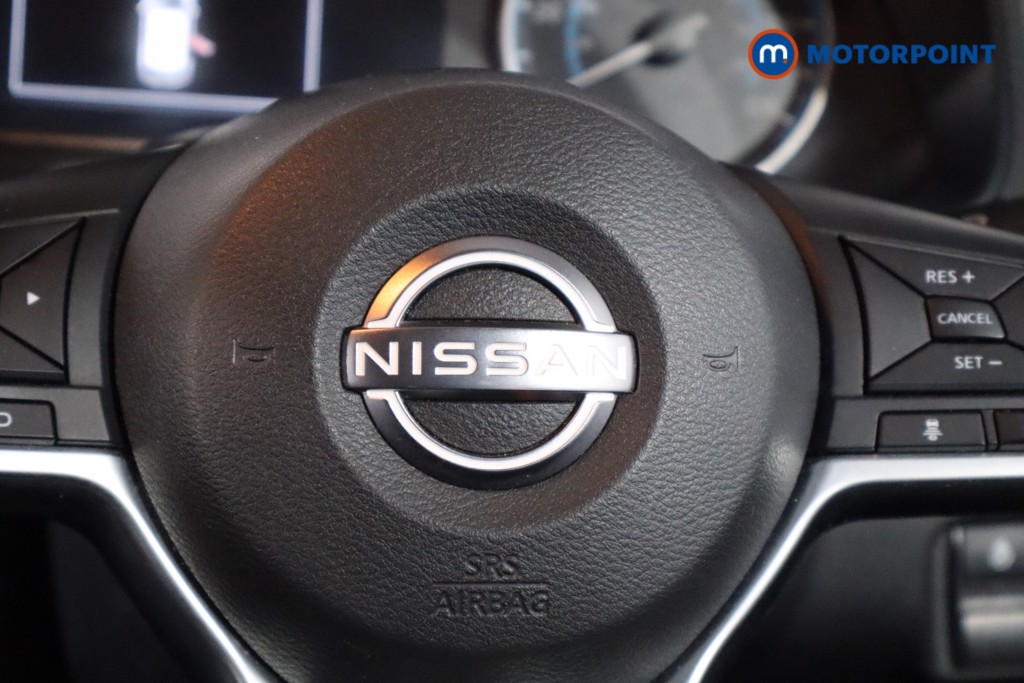 Nissan Leaf N-Connecta Automatic Electric Hatchback - Stock Number (1589316) - 17th supplementary image