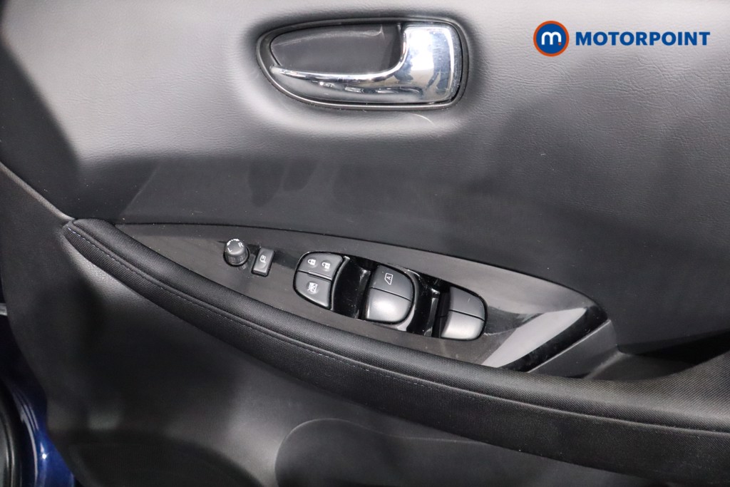 Nissan Leaf N-Connecta Automatic Electric Hatchback - Stock Number (1589316) - 20th supplementary image